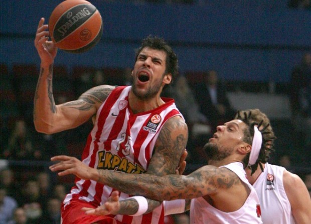 Αρμάνι Μιλάνο – Ολυμπιακός 56-66 (30′)