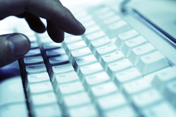 Πλαστό προφίλ στο διαδίκτυο παρέπεμπε σε αστυνομική υπηρεσία