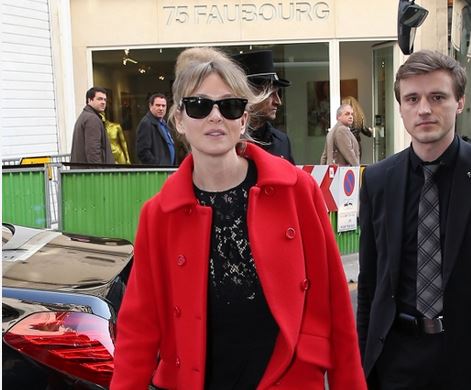 Η Ρενέ Ζελβέγκερ στο Παρίσι – ΒΙΝΤΕΟ