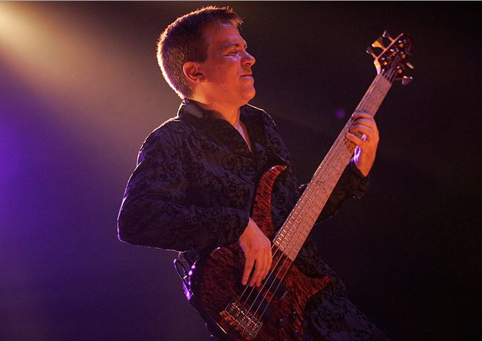 Απεβίωσε ο μπασίστας των Toto – ΒΙΝΤΕΟ