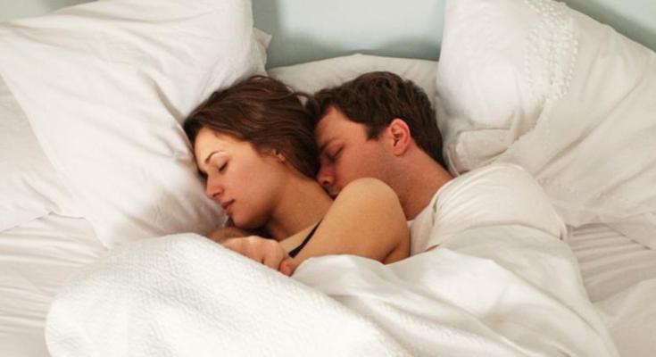 Έρευνα – Ο καλός ύπνος βελτιώνει τη σεξουαλική ζωή των γυναικών