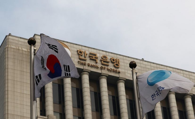 Αιφνιδιαστική μείωση επιτοκίων στη Ν. Κορέα