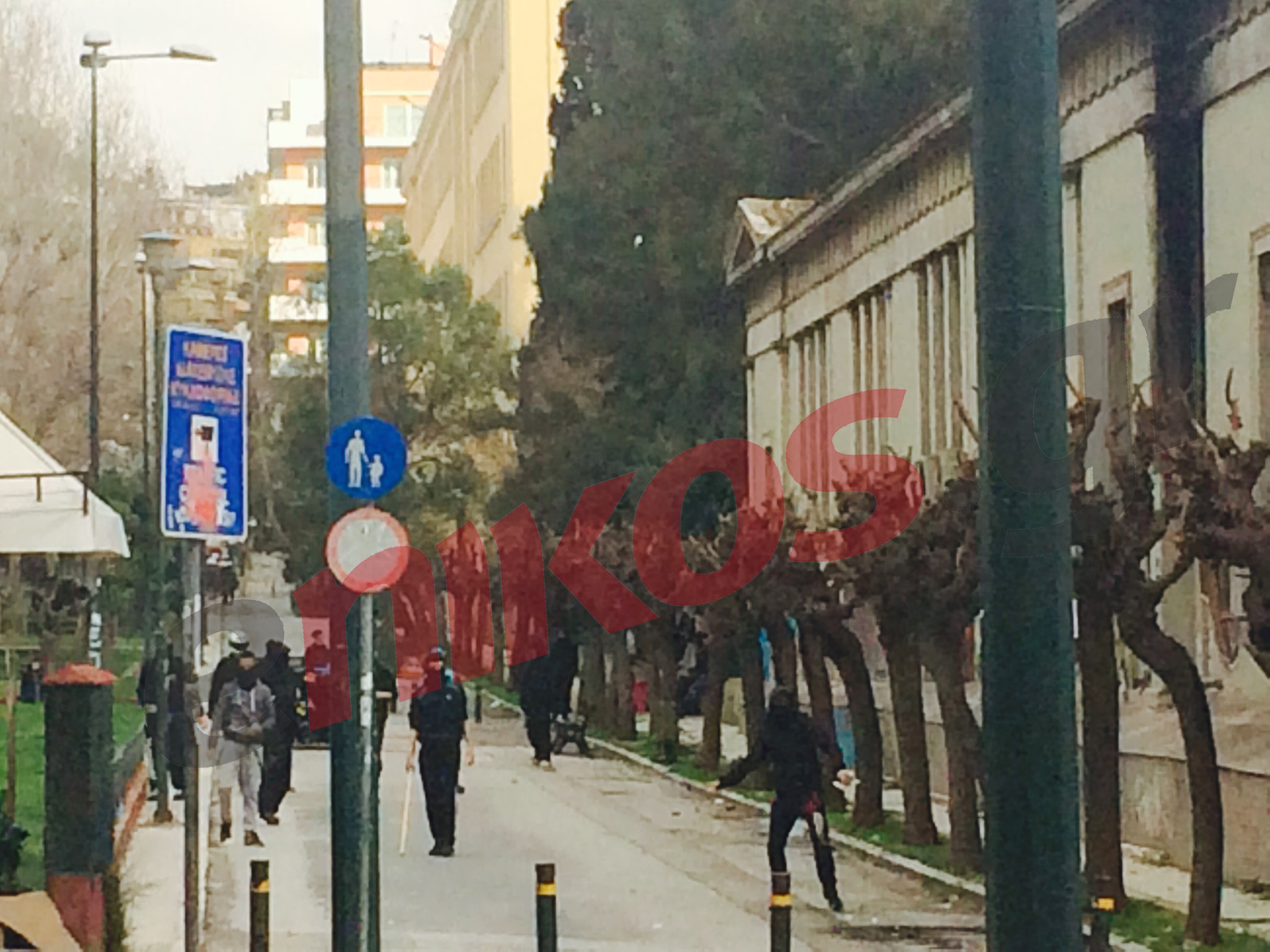 Τρεις προσαγωγές για τα επεισόδια στο Πολυτεχνείο