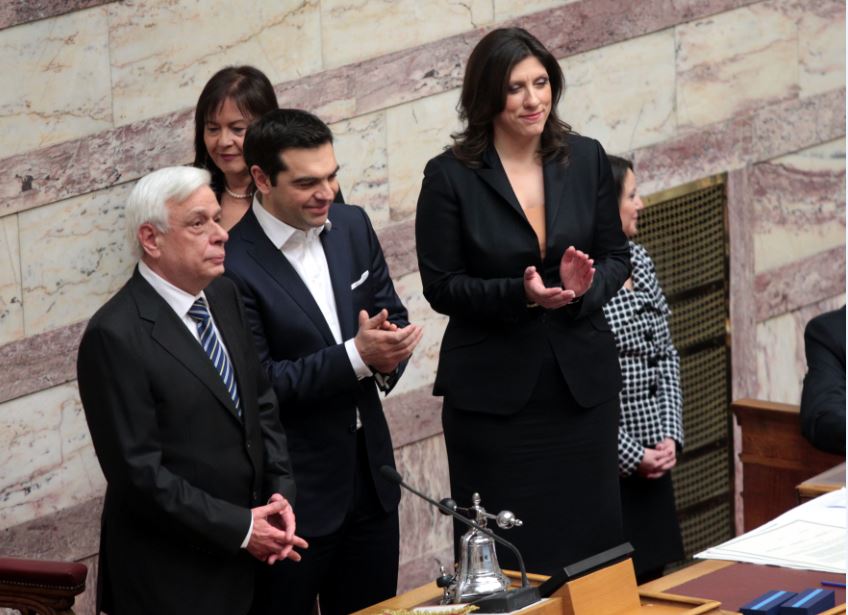 Η σύζυγος και τα παιδιά του Προκόπη Παυλόπουλου στην ορκωμοσία – ΦΩΤΟ