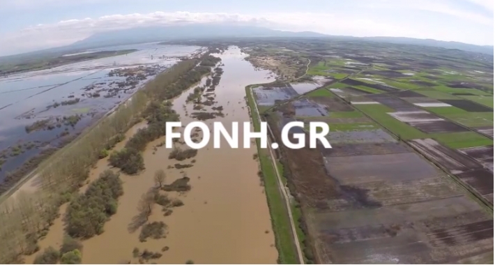 Δίνουν μάχη με τα ορμητικά νερά του Στρυμόνα – ΒΙΝΤΕΟ