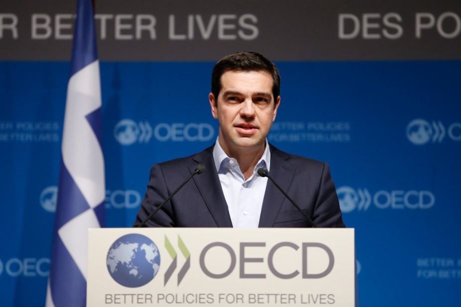 To tweet του Τσίπρα για τη συμφωνία με τον ΟΟΣΑ