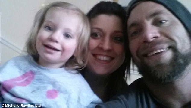 Έκαναν τατουάζ τα σημάδια της κόρης τους – ΦΩΤΟ