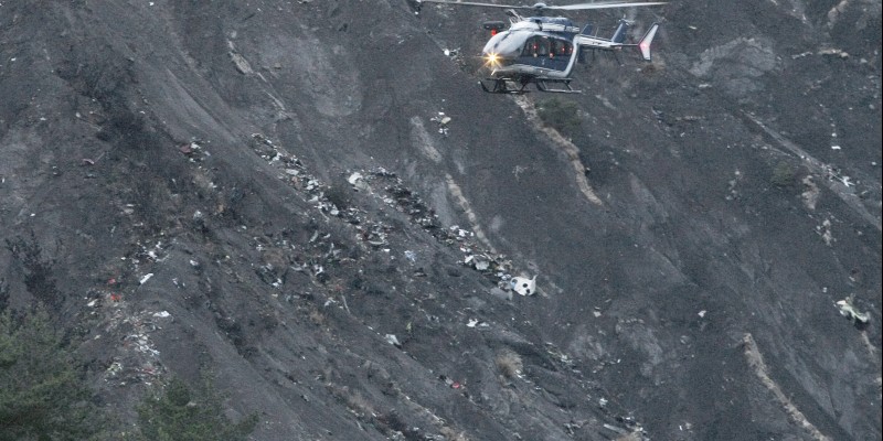 Στα 100 πόδια ρυθμίστηκε να κατέβει ο αυτόματος πιλότος του Airbus