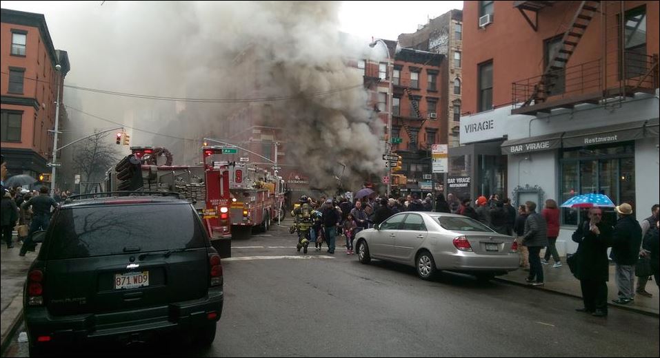 Ισχυρή έκρηξη σε κτίριο στο Μανχάταν με δεκάδες τραυματίες – ΤΩΡΑ