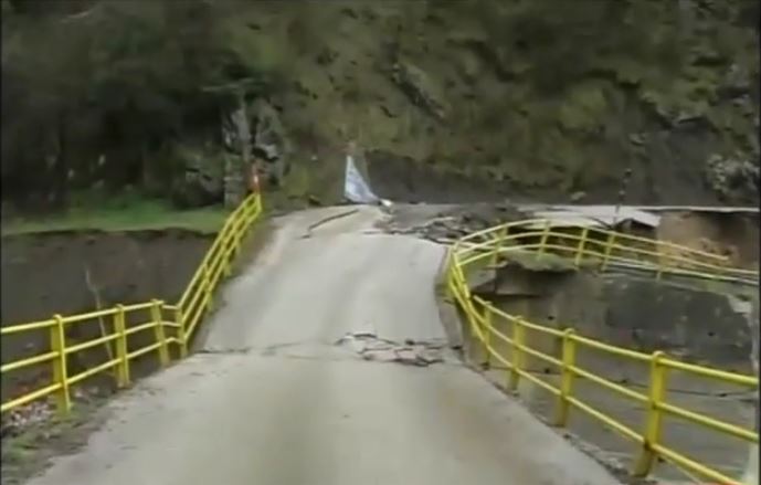 Αποκλεισμένοι οι κάτοικοι της δυτικής Φθιώτιδας – ΒΙΝΤΕΟ