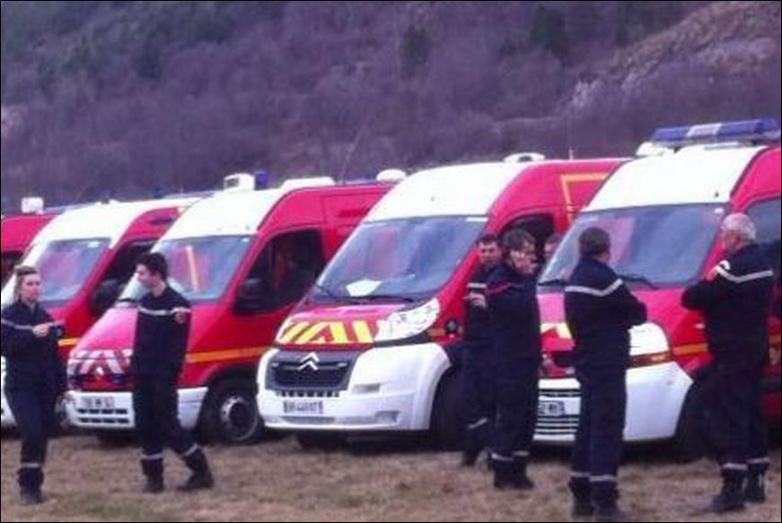 Νέες φωτογραφίες από την περιοχή της συντριβής