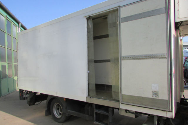 Κρύφτηκαν σε φορτηγό-ψυγείο και κινδύνεψαν από υποθερμία