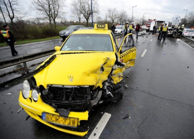 Εικόνες – σοκ από το τροχαίο των διεθνών στη Βουδαπέστη – ΦΩΤΟ