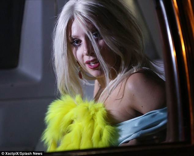 Το σέξι ατύχημα της Lady Gaga στο κέντρο της Νέας Υόρκης – ΦΩΤΟ