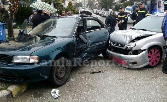 Τροχαίο με τραυματία στη Λαμία – ΦΩΤΟ