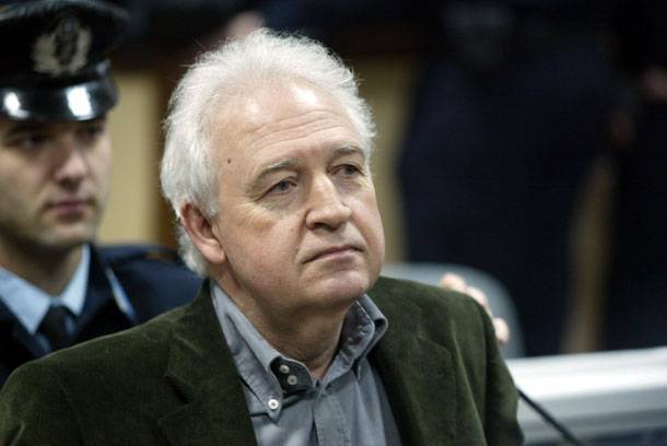 Επιστολή Γιωτόπουλου-Τζωρτζάτου: “Θέατρο από ‘αναρχικούς’ καταληψίες”