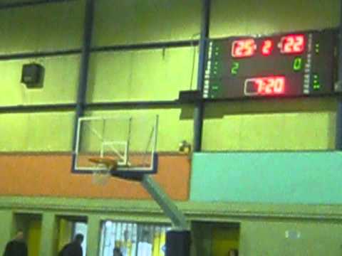 Πολύ ξύλο σε παιδικό πρωτάθλημα – ΦΩΤΟ