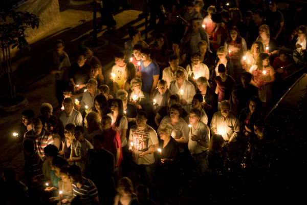 Επιτάφιος στην Αθήνα: 10 ξεχωριστές περιφορές – ΦΩΤΟ