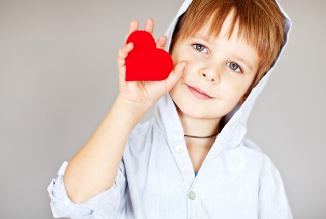 Τρόποι να μεγαλώσεις ένα ευτυχισμένο παιδί