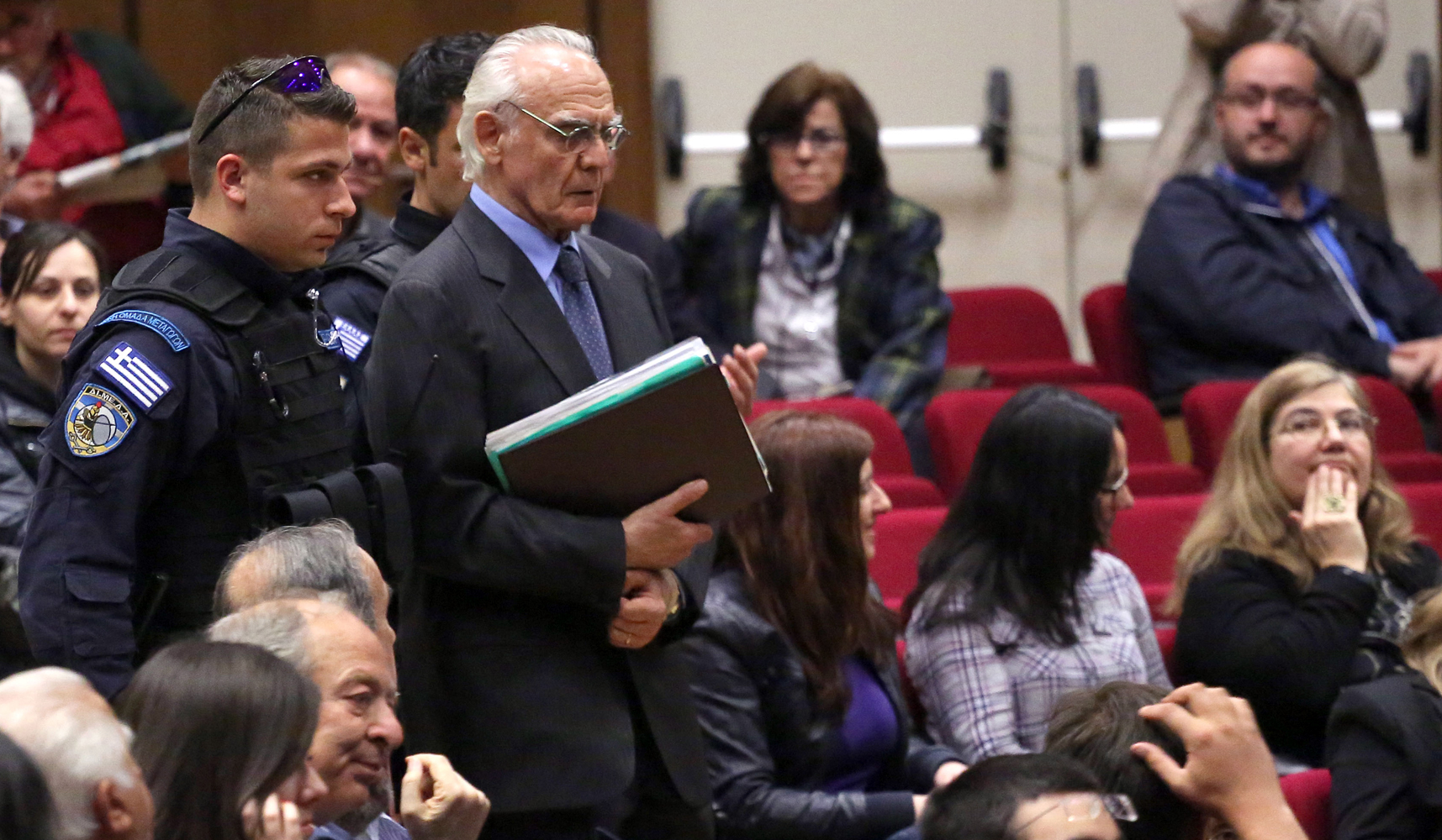 Σε νέες συνεδριάσεις θα καταθέσουν Σημίτης, Βενιζέλος, Β. Παπανδρέου και Γ. Παπαντωνίου