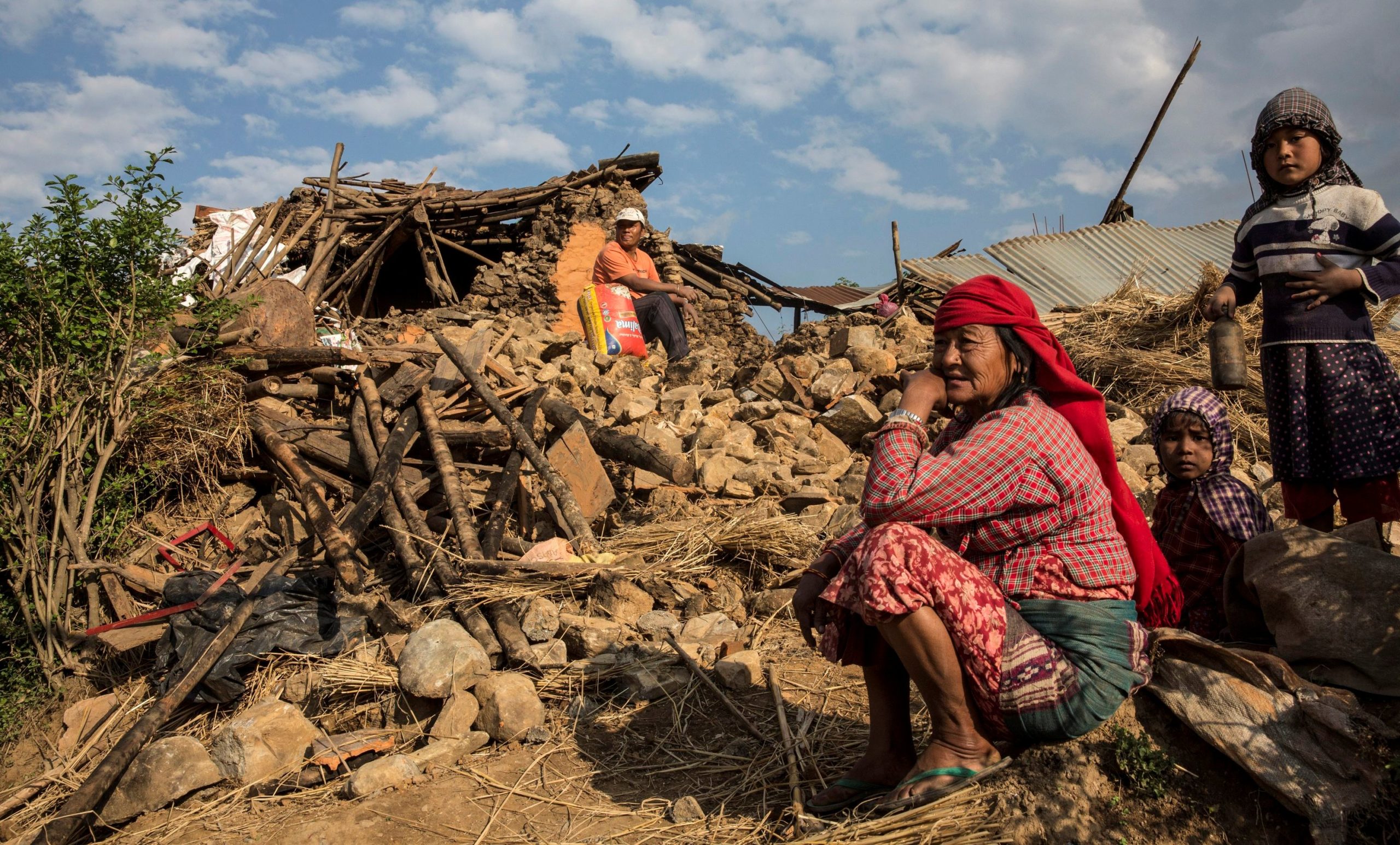 Νεπάλ- Τις 10.000 μπορεί να φθάσουν οι νεκροί