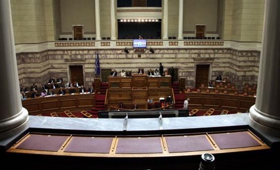 LIVE – Η συζήτηση στη Βουλή