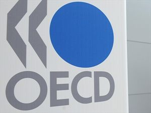ΟΟΣΑ: Μύθος οι “τεμπέληδες” εργαζόμενοι στην Ελλάδα