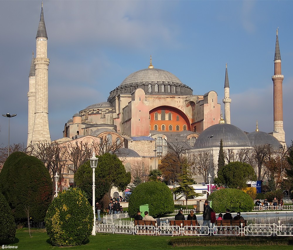 Τουρκική πρόκληση – Ο ιμάμης ανέγνωσε το Κοράνι μέσα στην Αγιά Σοφιά – ΒΙΝΤΕΟ