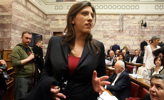 Σάλος στο διαδίκτυο με τις καταγγελίες για τη Ζωή Κωνσταντοπούλου