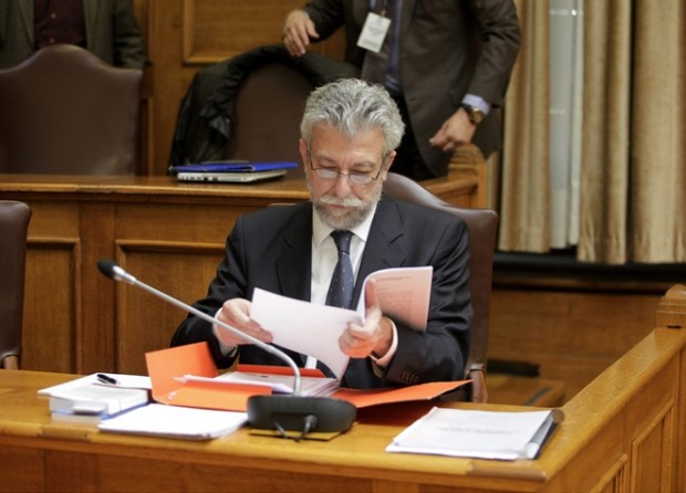 Κοντονής: Δεν πρόκειται να επέμβουμε στο αυτοδιοίκητο