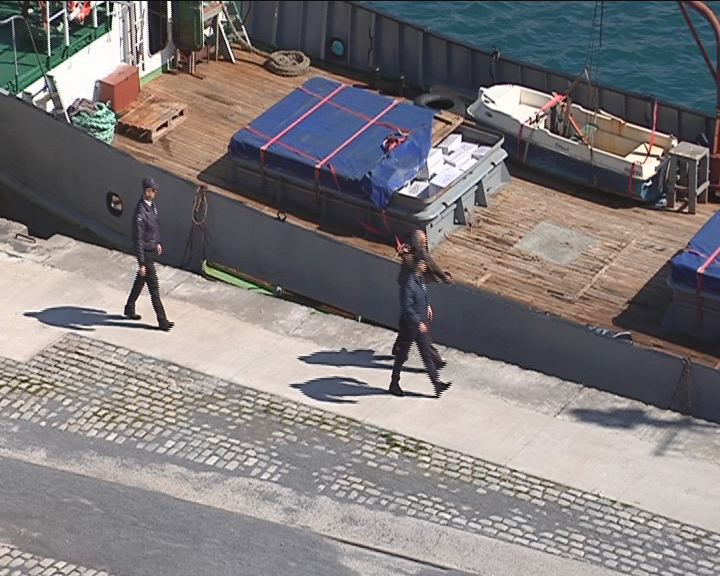 Προφυλακίστηκε το πλήρωμα του πλοίου με τα 100 εκατ. τσιγάρα