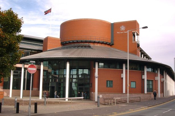 Μητέρα ξύπνησε την ώρα που τη… βίαζε ο 14χρονος γιος της