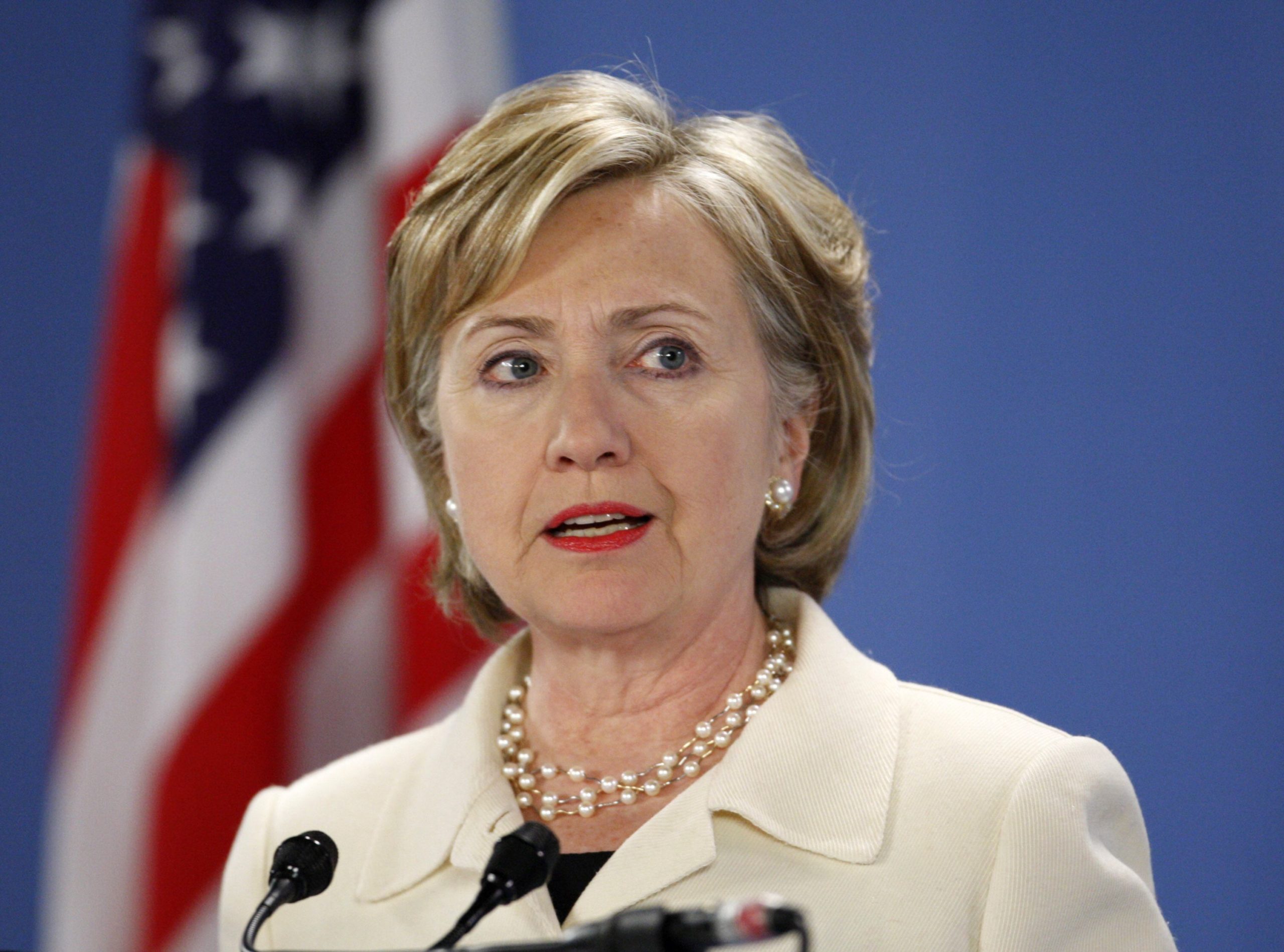 Χίλαρι Κλίντον: Την Κυριακή αναμένεται η ανακοίνωση της υποψηφιότητάς της