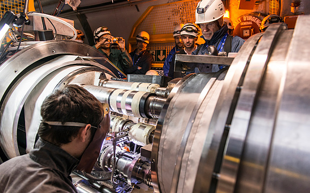 CERN- Έτοιμος ο μεγάλος επιταχυντής – ΒΙΝΤΕΟ, ΦΩΤΟ