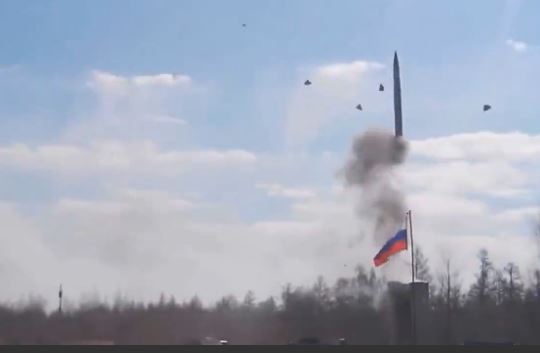 Ο πύραυλος S-300 που πανικόβαλε τους Ρώσους – ΒΙΝΤΕΟ