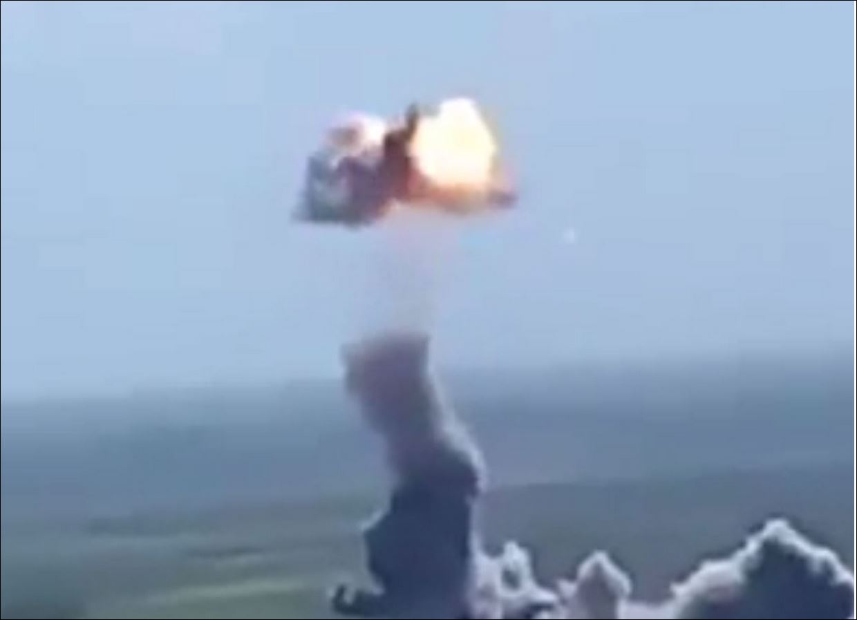 Αυτοκίνητο καμικάζι της ISIS εξερράγη στον αέρα – ΒΙΝΤΕΟ