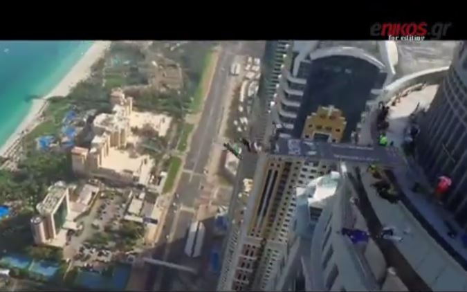 Ελεύθερη πτώση από ουρανοξύστη στο Ντουμπάι – ΒΙΝΤΕΟ