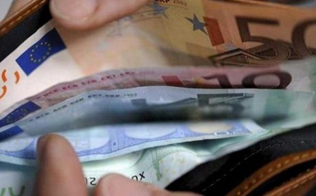 Έγγραφο βόμβα για “κυμαινόμενες” συντάξεις στο ΙΚΑ