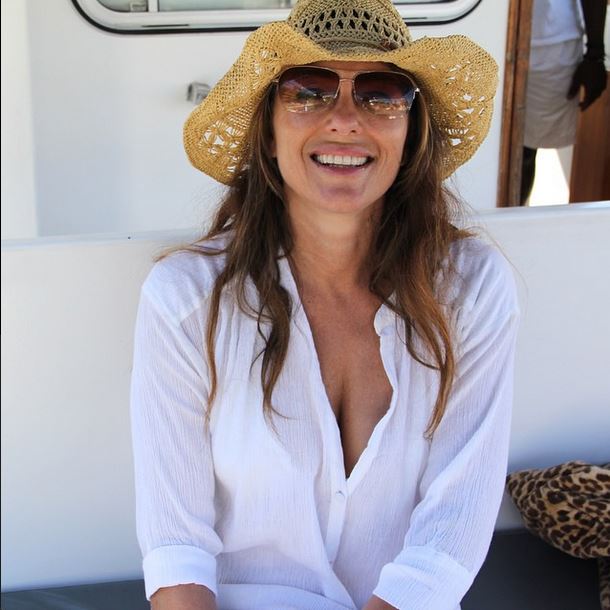 Η Ελίζαμπεθ Χάρλεϊ με το γιο της – ΦΩΤΟ