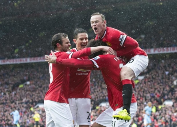 «Κόκκινο» το ντέρμπι του Μάντσεστερ