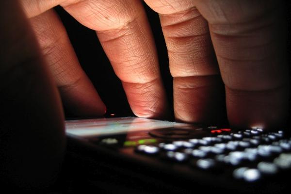 Σάλος με εφαρμογή που παρακολουθεί κινητά ανηλίκων