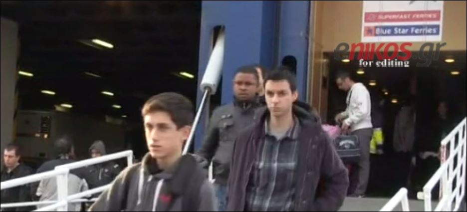 280 μετανάστες έφθασαν στο λιμάνι του Πειραιά – ΒΙΝΤΕΟ