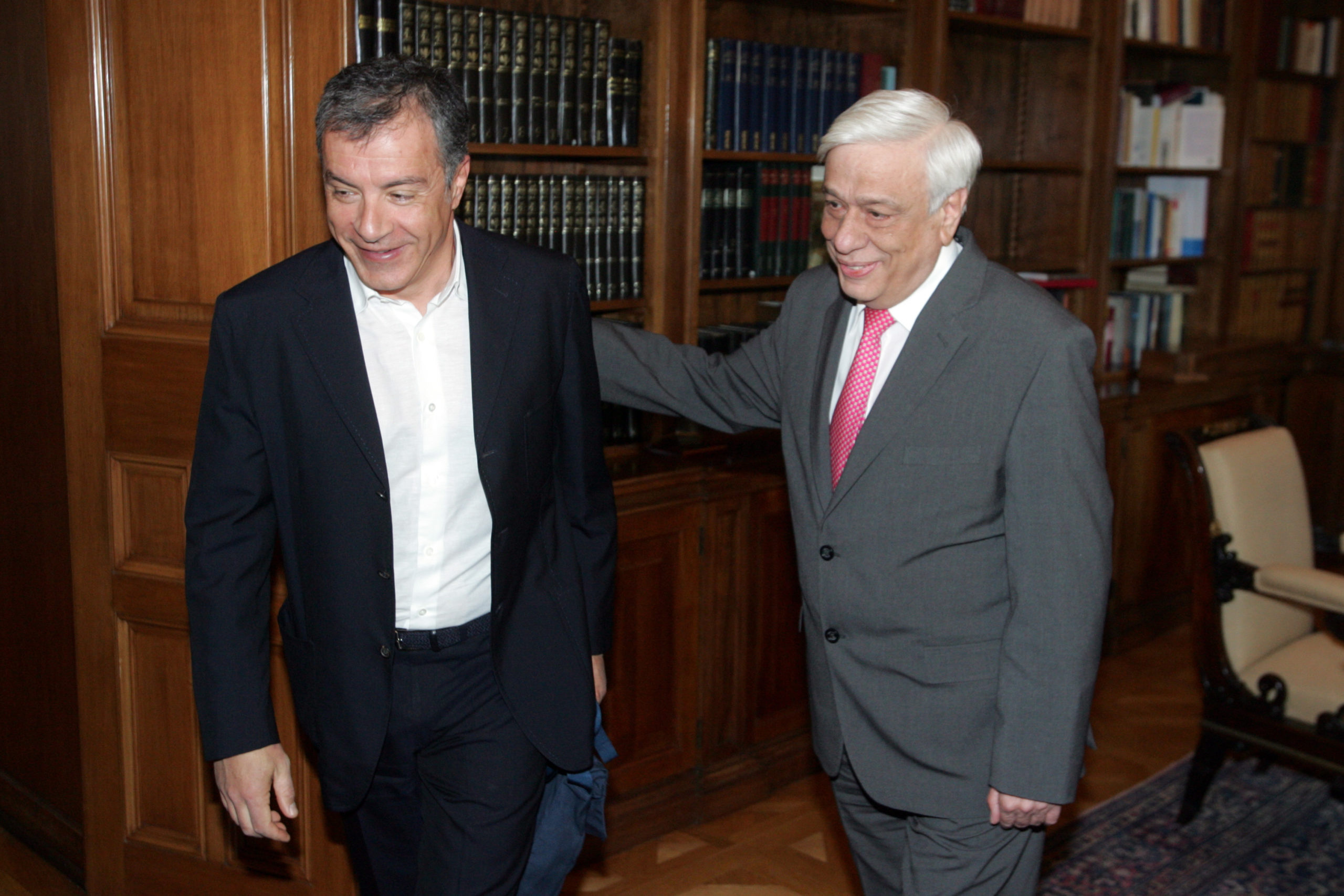 Τι είπαν Παυλόπουλος – Θεοδωράκης – ΦΩΤΟ