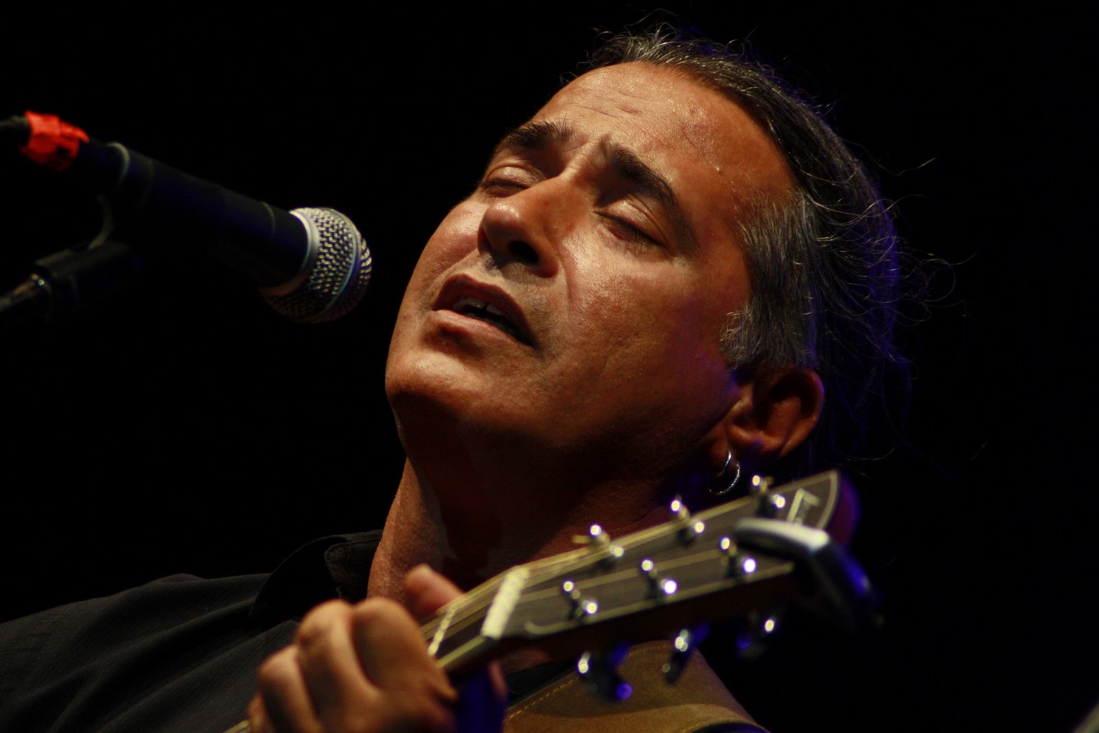 Ο Παντελής Θαλασσινός για τον Ρουβά και το “Άξιον Εστί”