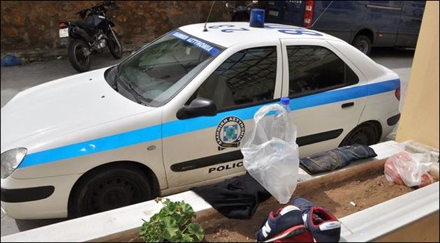 Καταυλισμός προσφύγων η Αστυνομική Διεύθυνση Χίου – ΦΩΤΟ