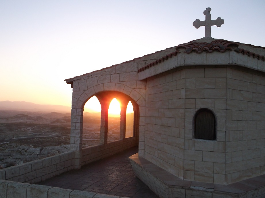 7 στους 10 θέλουν χωρισμό κράτους – εκκλησίας