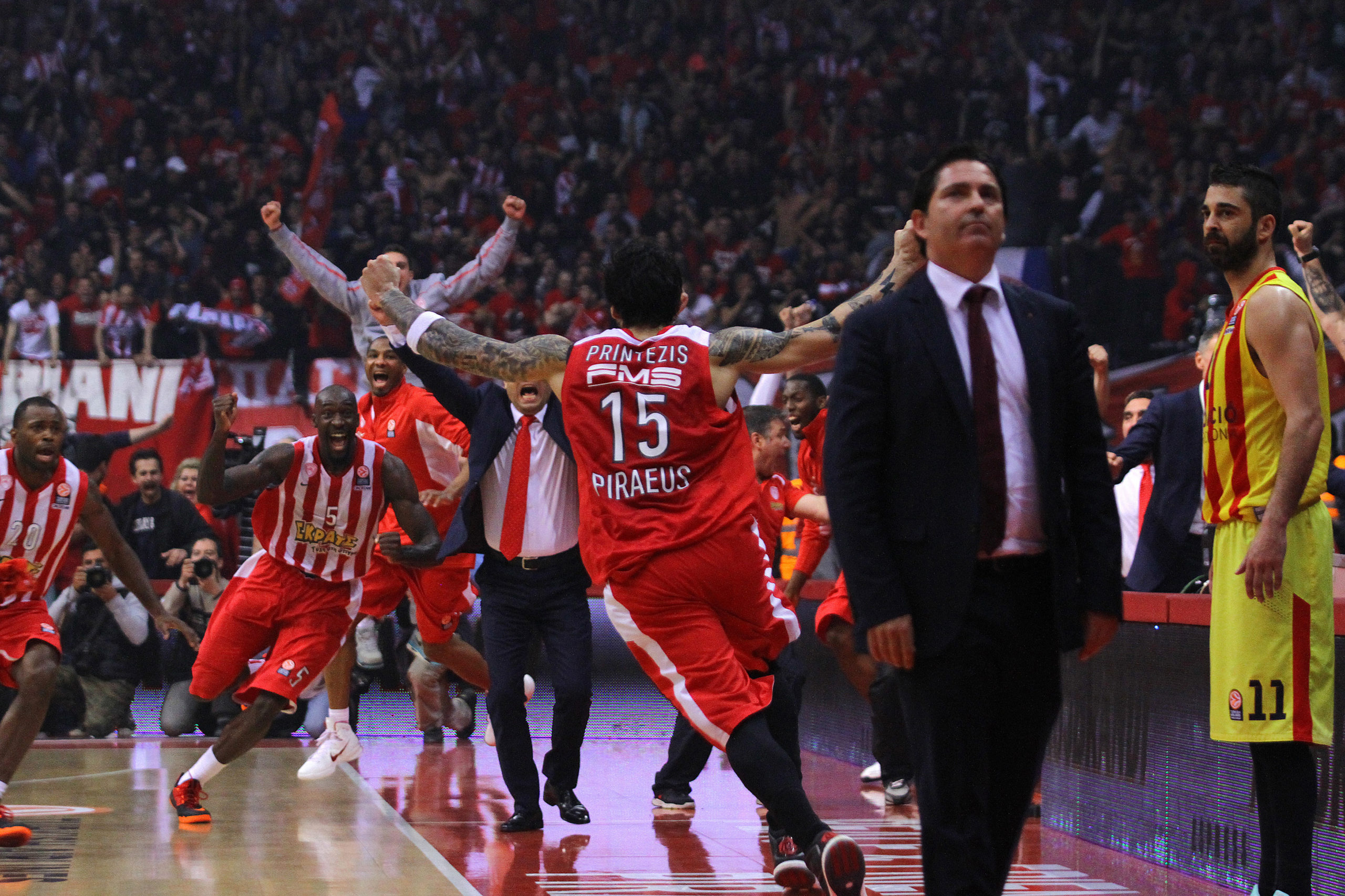 Πρίντεζης στα ουράνια, Ναβάρο στα τάρταρα – ΦΩΤΟ