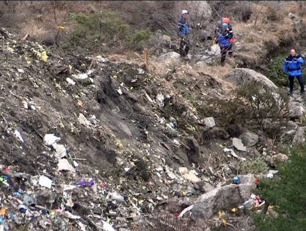 Εντοπίστηκε το δεύτερο μαύρο κουτί του μοιραίου Airbus – ΤΩΡΑ