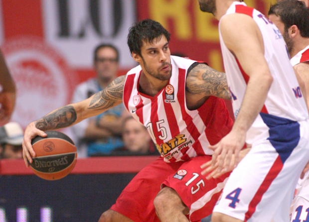 ΤΣΣΚΑ Μόσχας – Ολυμπιακός 21-17 (10′)