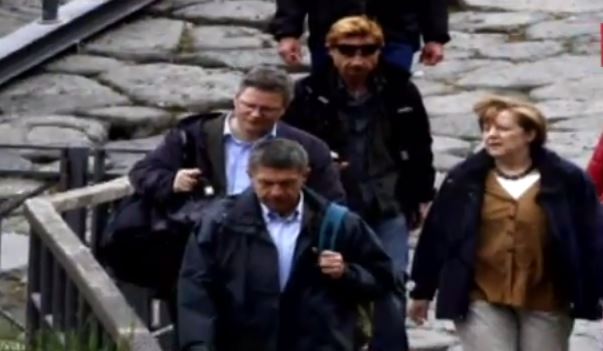 Στην Ιταλία βρήκε “καταφύγιο” η Μέρκελ – ΒΙΝΤΕΟ